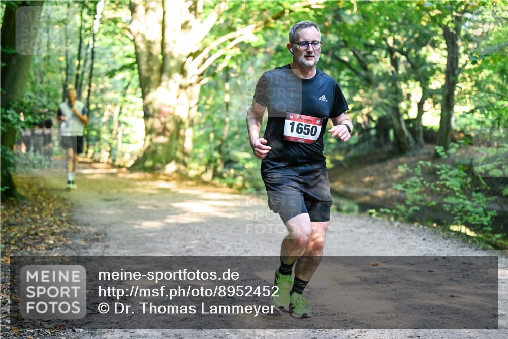 28.09.2025 - 33. Volkslauf durch das schöne Alstertal Dr. Thomas Lammeyer http://msf.ph/oto/8952452 28.09.2025 10:21:28 Laufen 1650 meine-sportfotos.de