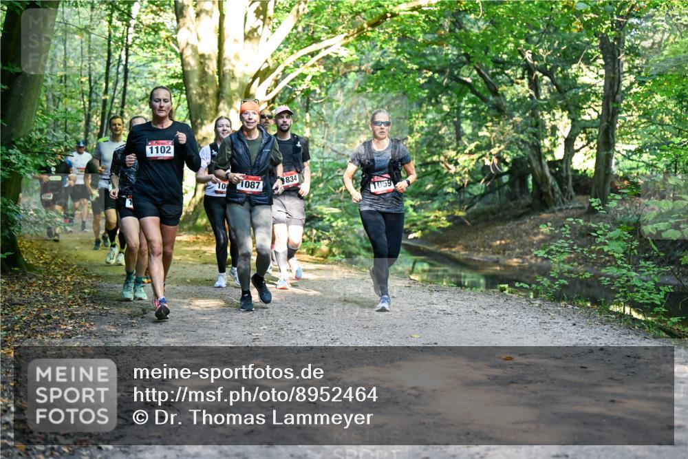 28.09.2025 - 33. Volkslauf durch das schöne Alstertal Dr. Thomas Lammeyer http://msf.ph/oto/8952464 28.09.2025 10:21:36 Laufen 1102, 10, 1087, 834, 1059 meine-sportfotos.de