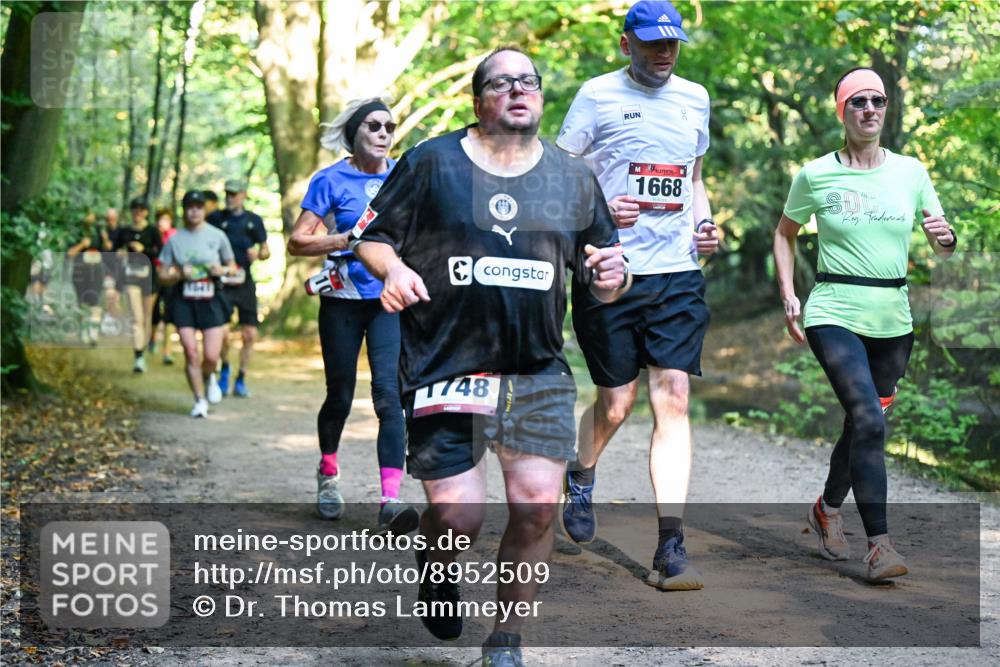28.09.2025 - 33. Volkslauf durch das schöne Alstertal Dr. Thomas Lammeyer http://msf.ph/oto/8952509 28.09.2025 10:21:43 Laufen 1748, 1668 meine-sportfotos.de