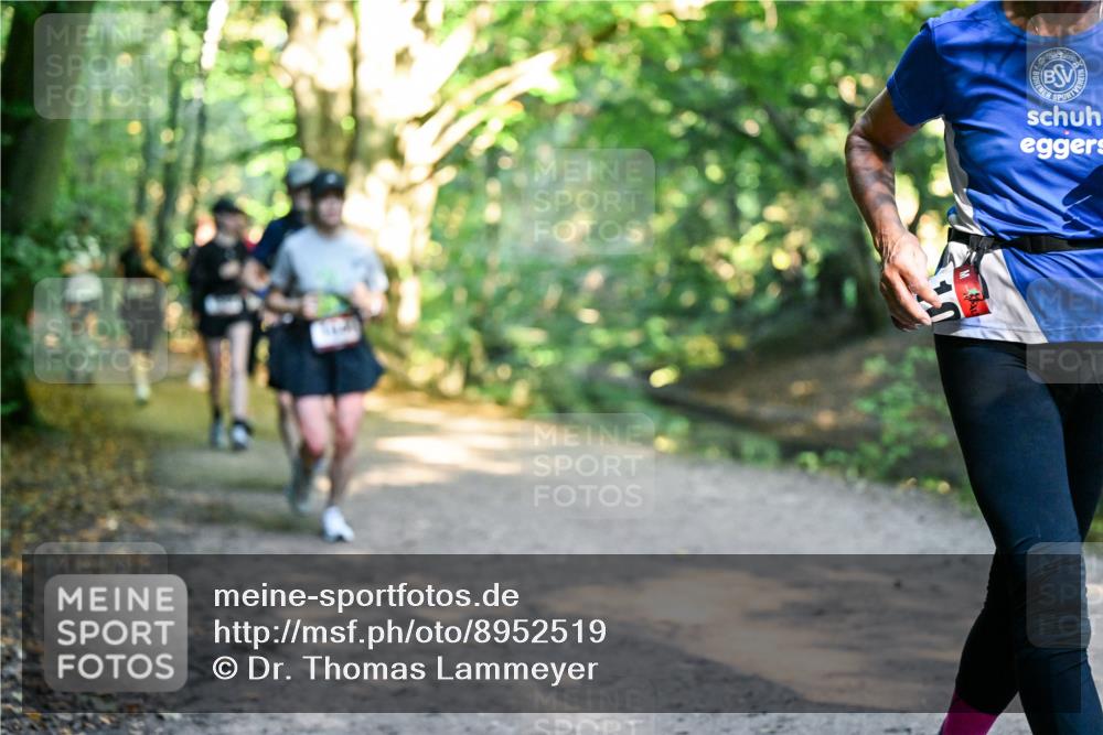 28.09.2025 - 33. Volkslauf durch das schöne Alstertal Dr. Thomas Lammeyer http://msf.ph/oto/8952519 28.09.2025 10:21:45 Laufen  meine-sportfotos.de