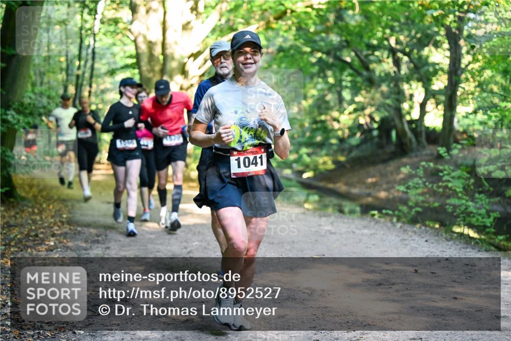 28.09.2025 - 33. Volkslauf durch das schöne Alstertal Dr. Thomas Lammeyer http://msf.ph/oto/8952527 28.09.2025 10:21:46 Laufen 1041 meine-sportfotos.de