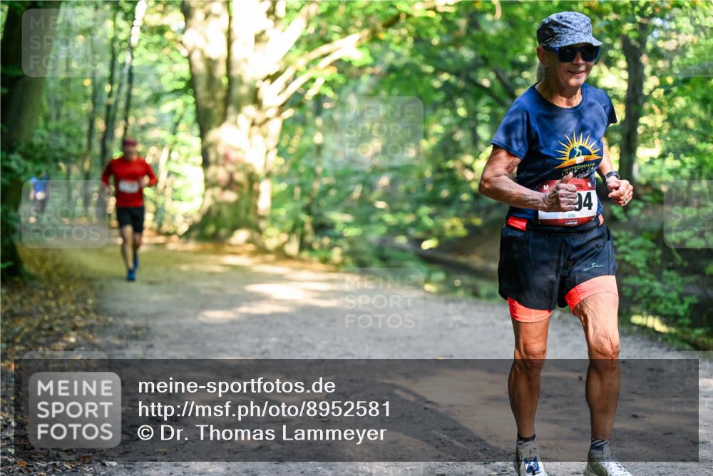 28.09.2025 - 33. Volkslauf durch das schöne Alstertal Dr. Thomas Lammeyer http://msf.ph/oto/8952581 28.09.2025 10:21:56 Laufen 94 meine-sportfotos.de