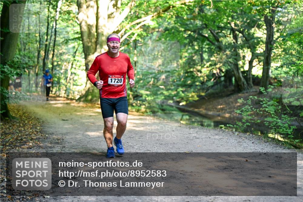 28.09.2025 - 33. Volkslauf durch das schöne Alstertal Dr. Thomas Lammeyer http://msf.ph/oto/8952583 28.09.2025 10:21:59 Laufen 1720 meine-sportfotos.de