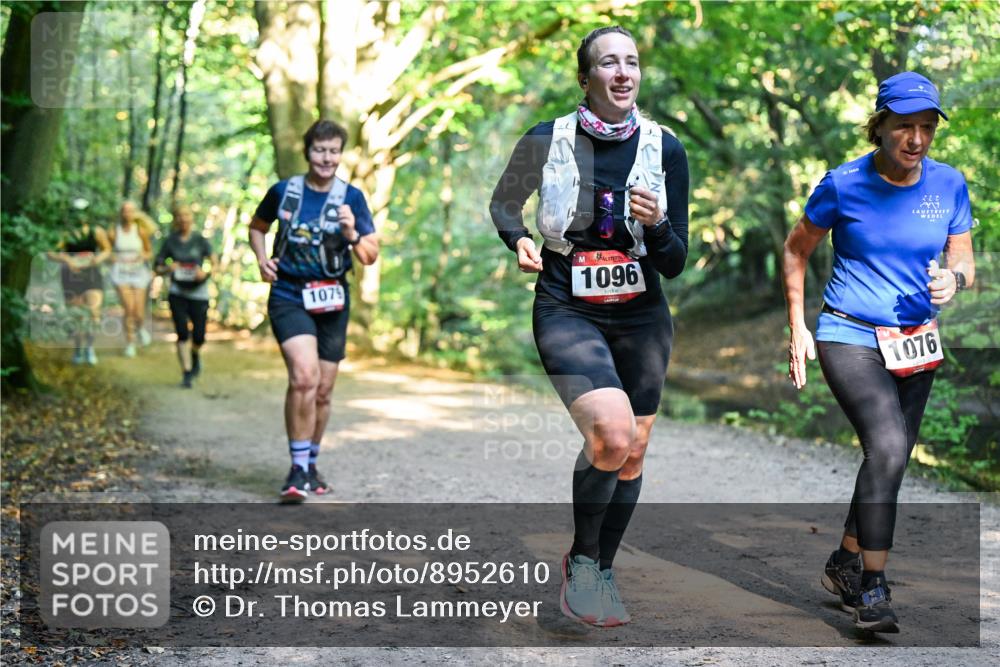 28.09.2025 - 33. Volkslauf durch das schöne Alstertal Dr. Thomas Lammeyer http://msf.ph/oto/8952610 28.09.2025 10:22:07 Laufen 1079, 1096, 227, 1076 meine-sportfotos.de