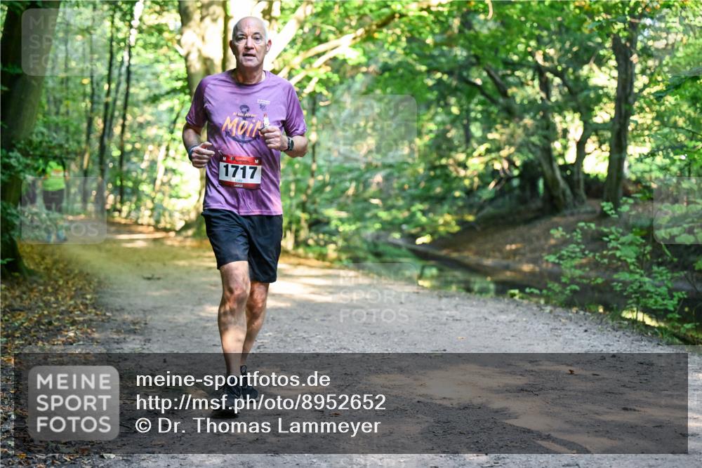 28.09.2025 - 33. Volkslauf durch das schöne Alstertal Dr. Thomas Lammeyer http://msf.ph/oto/8952652 28.09.2025 10:22:15 Laufen 1717 meine-sportfotos.de