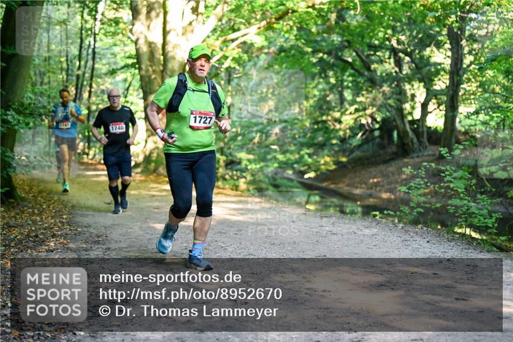28.09.2025 - 33. Volkslauf durch das schöne Alstertal Dr. Thomas Lammeyer http://msf.ph/oto/8952670 28.09.2025 10:22:22 Laufen 1740, 1727 meine-sportfotos.de