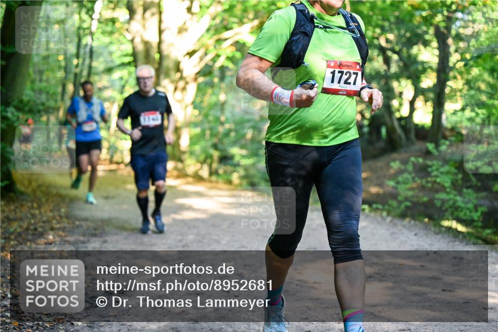 28.09.2025 - 33. Volkslauf durch das schöne Alstertal Dr. Thomas Lammeyer http://msf.ph/oto/8952681 28.09.2025 10:22:24 Laufen 1727 meine-sportfotos.de