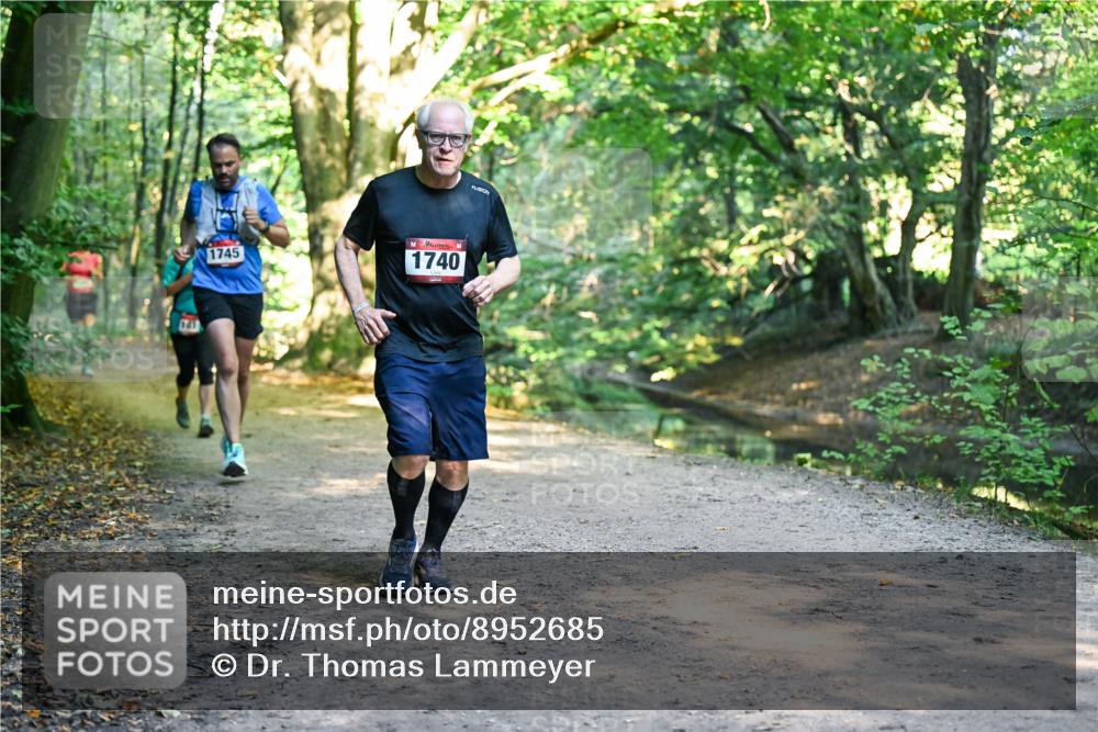 28.09.2025 - 33. Volkslauf durch das schöne Alstertal Dr. Thomas Lammeyer http://msf.ph/oto/8952685 28.09.2025 10:22:25 Laufen 1745, 1740 meine-sportfotos.de