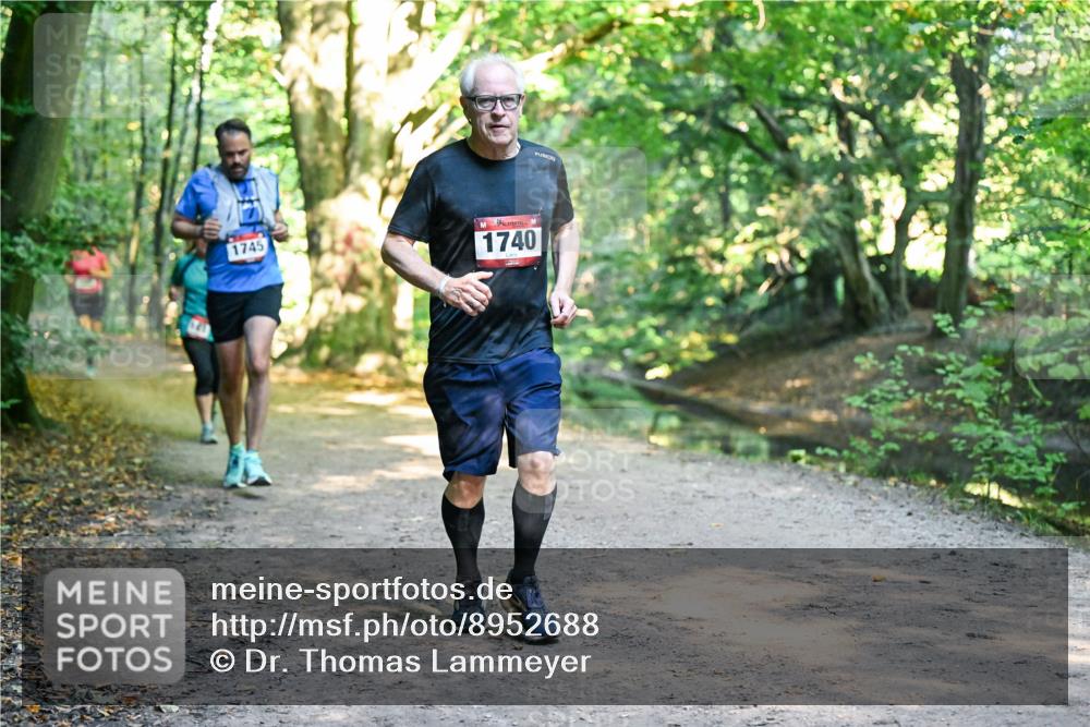28.09.2025 - 33. Volkslauf durch das schöne Alstertal Dr. Thomas Lammeyer http://msf.ph/oto/8952688 28.09.2025 10:22:25 Laufen 1745, 1740 meine-sportfotos.de
