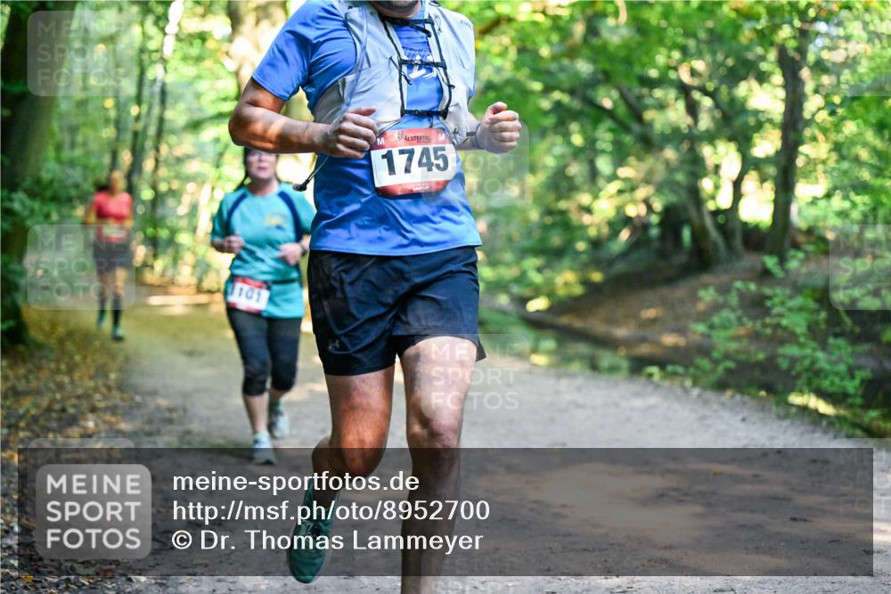 28.09.2025 - 33. Volkslauf durch das schöne Alstertal Dr. Thomas Lammeyer http://msf.ph/oto/8952700 28.09.2025 10:22:28 Laufen 1745 meine-sportfotos.de