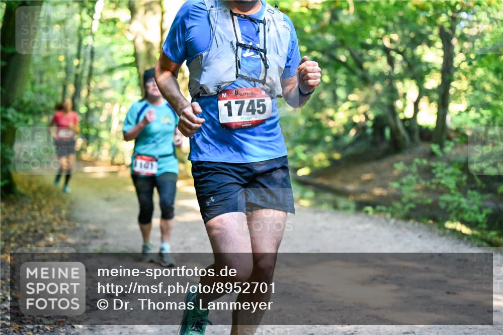 28.09.2025 - 33. Volkslauf durch das schöne Alstertal Dr. Thomas Lammeyer http://msf.ph/oto/8952701 28.09.2025 10:22:28 Laufen 1745 meine-sportfotos.de