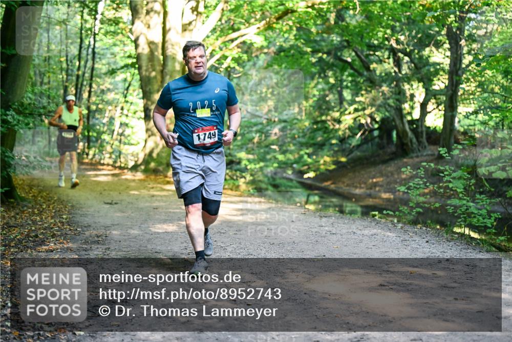 28.09.2025 - 33. Volkslauf durch das schöne Alstertal Dr. Thomas Lammeyer http://msf.ph/oto/8952743 28.09.2025 10:22:48 Laufen 2025, 1749 meine-sportfotos.de