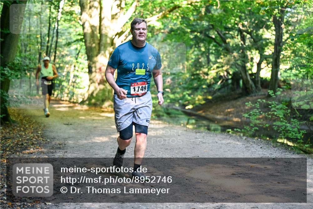 28.09.2025 - 33. Volkslauf durch das schöne Alstertal Dr. Thomas Lammeyer http://msf.ph/oto/8952746 28.09.2025 10:22:48 Laufen 2025, 1749 meine-sportfotos.de