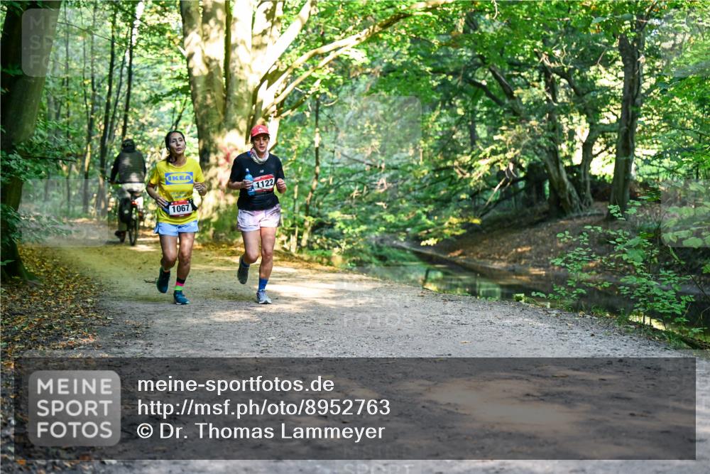 28.09.2025 - 33. Volkslauf durch das schöne Alstertal Dr. Thomas Lammeyer http://msf.ph/oto/8952763 28.09.2025 10:23:02 Laufen 1067, 1122 meine-sportfotos.de