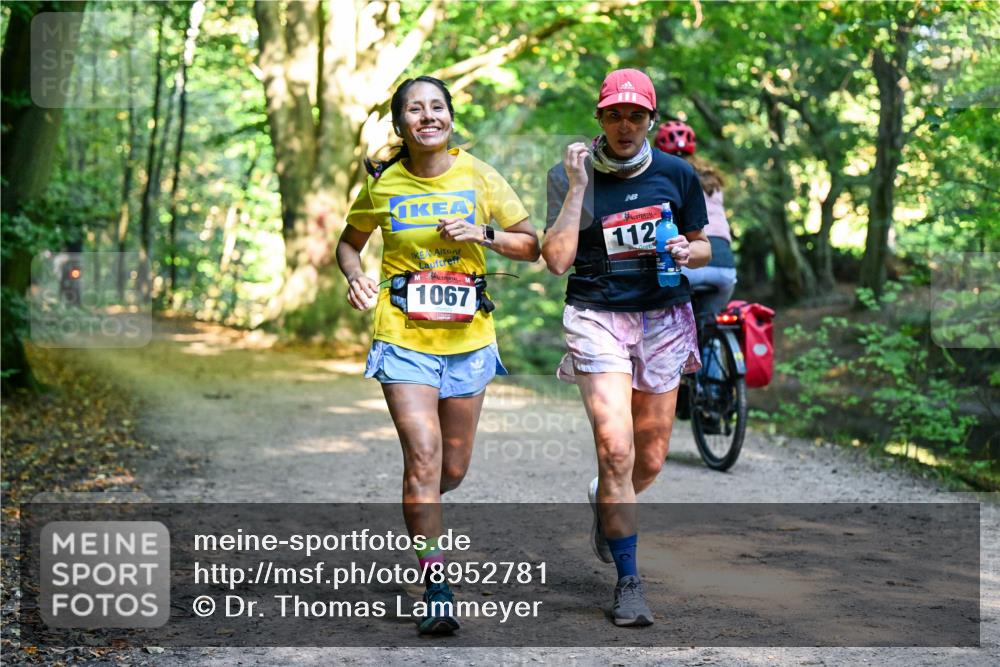 28.09.2025 - 33. Volkslauf durch das schöne Alstertal Dr. Thomas Lammeyer http://msf.ph/oto/8952781 28.09.2025 10:23:05 Laufen 1067, 112 meine-sportfotos.de