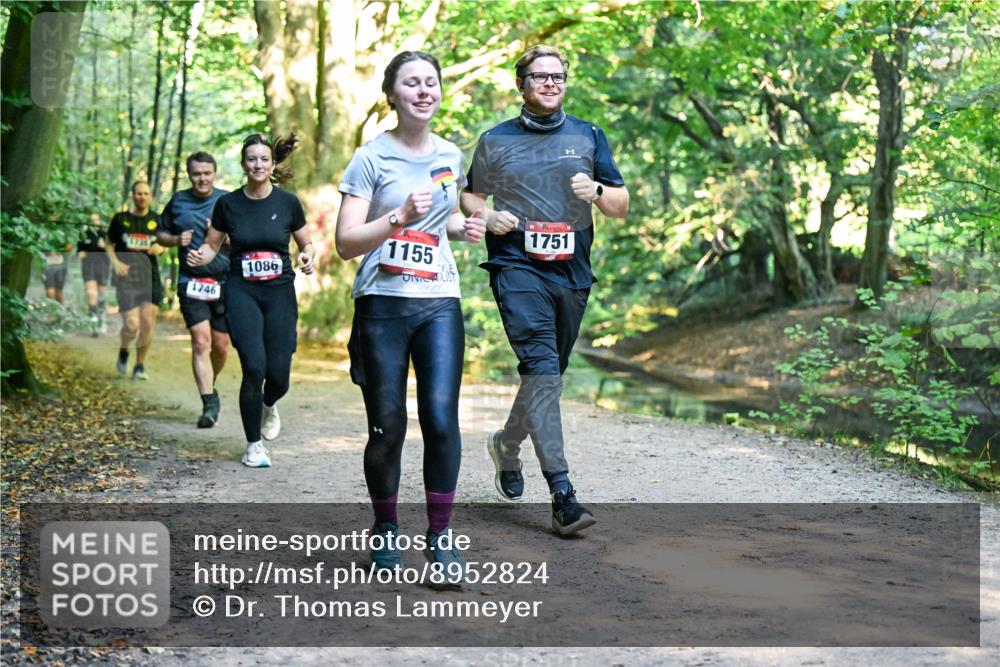 28.09.2025 - 33. Volkslauf durch das schöne Alstertal Dr. Thomas Lammeyer http://msf.ph/oto/8952824 28.09.2025 10:23:20 Laufen 173, 1746, 1086, 1155, 1751 meine-sportfotos.de