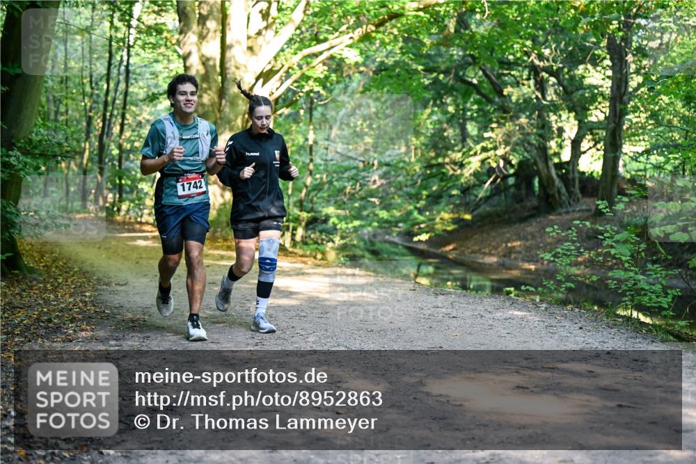 28.09.2025 - 33. Volkslauf durch das schöne Alstertal Dr. Thomas Lammeyer http://msf.ph/oto/8952863 28.09.2025 10:23:27 Laufen 1742 meine-sportfotos.de