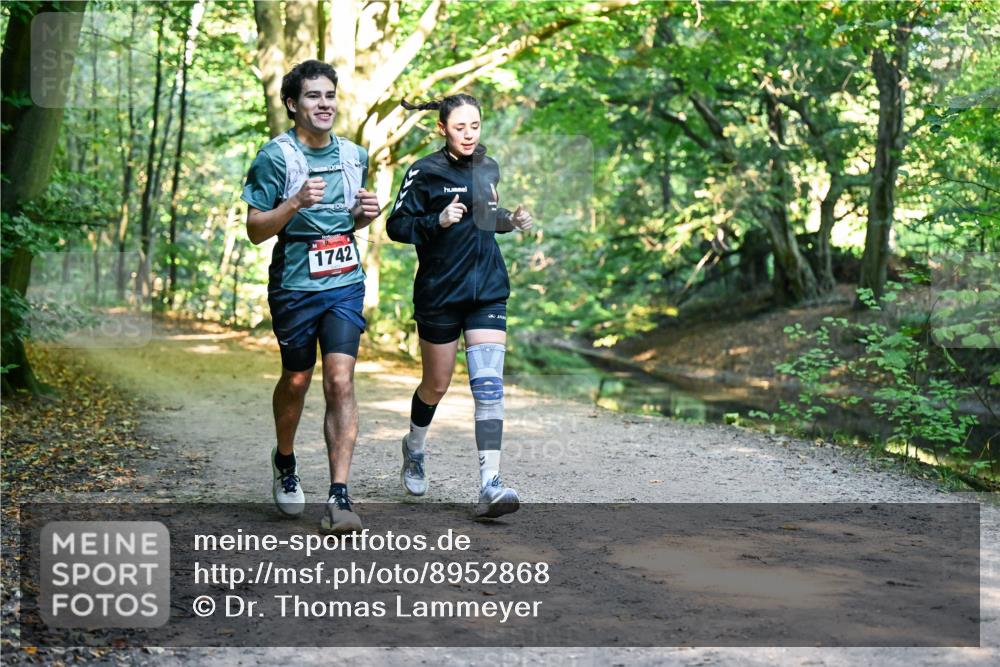 28.09.2025 - 33. Volkslauf durch das schöne Alstertal Dr. Thomas Lammeyer http://msf.ph/oto/8952868 28.09.2025 10:23:28 Laufen 1742 meine-sportfotos.de