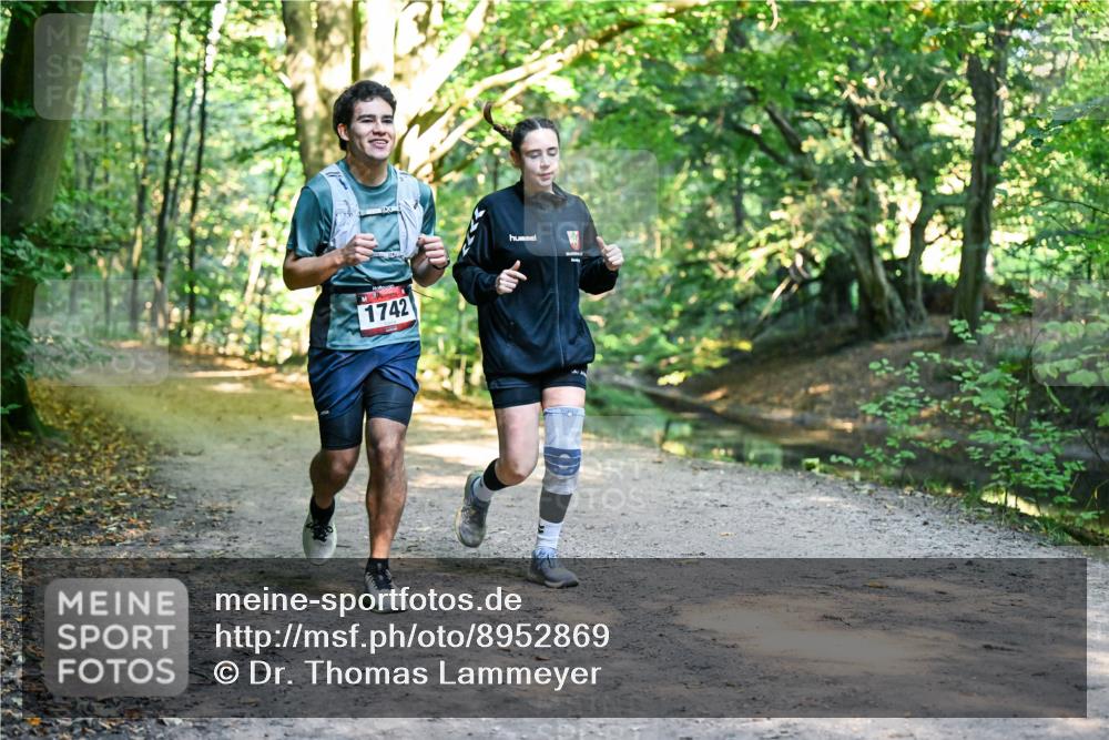28.09.2025 - 33. Volkslauf durch das schöne Alstertal Dr. Thomas Lammeyer http://msf.ph/oto/8952869 28.09.2025 10:23:28 Laufen 1742 meine-sportfotos.de