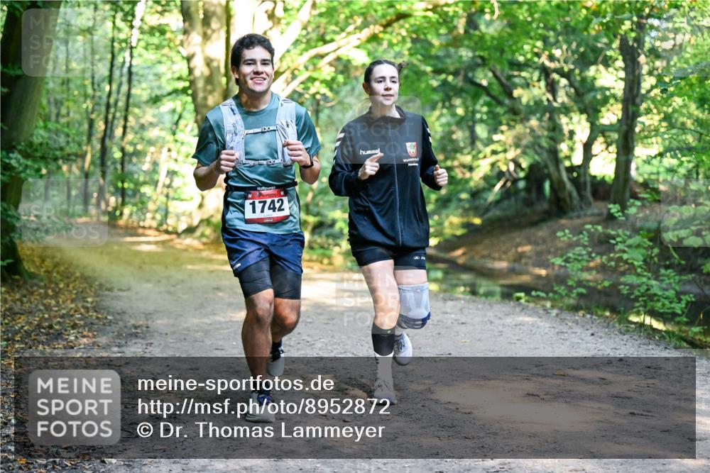 28.09.2025 - 33. Volkslauf durch das schöne Alstertal Dr. Thomas Lammeyer http://msf.ph/oto/8952872 28.09.2025 10:23:28 Laufen 1742 meine-sportfotos.de