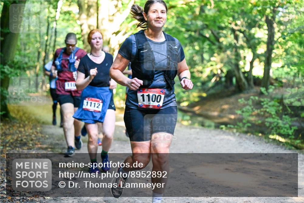 28.09.2025 - 33. Volkslauf durch das schöne Alstertal Dr. Thomas Lammeyer http://msf.ph/oto/8952892 28.09.2025 10:23:42 Laufen 1112, 1100 meine-sportfotos.de