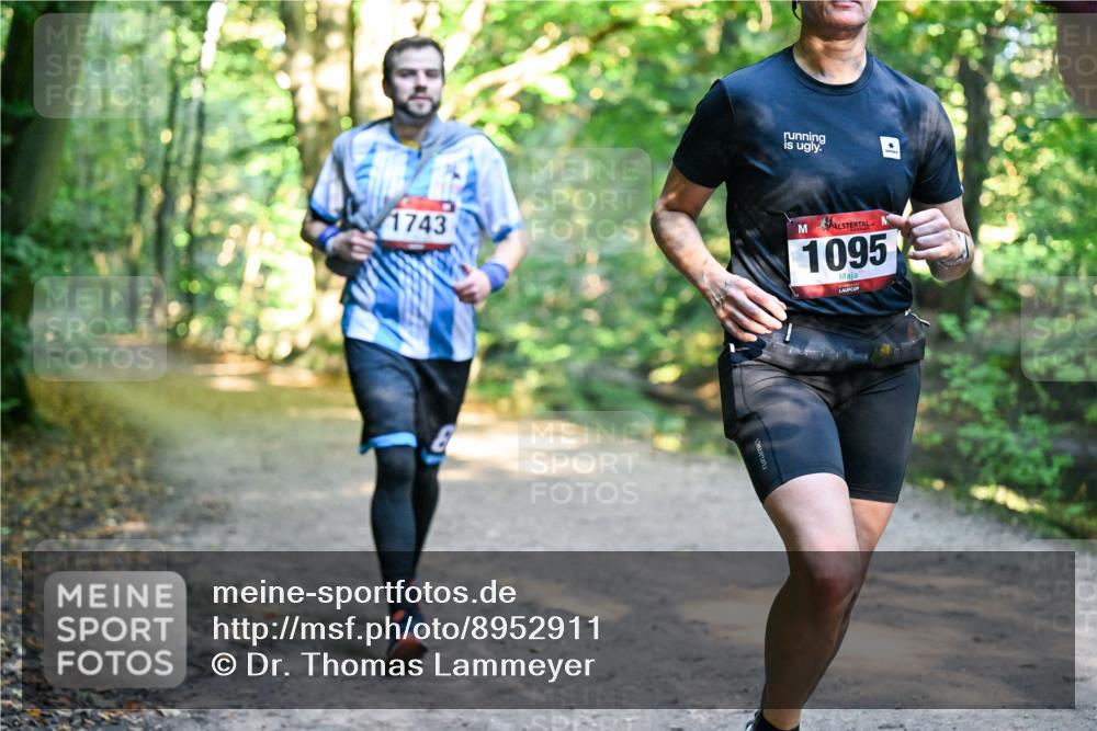 28.09.2025 - 33. Volkslauf durch das schöne Alstertal Dr. Thomas Lammeyer http://msf.ph/oto/8952911 28.09.2025 10:23:45 Laufen 1743, 1095 meine-sportfotos.de