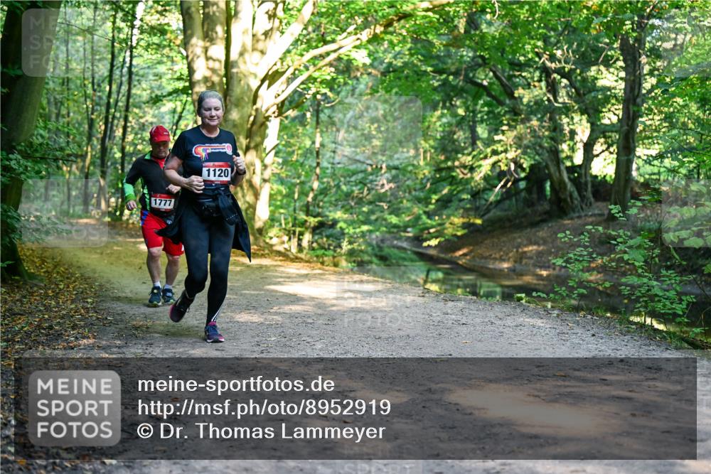 28.09.2025 - 33. Volkslauf durch das schöne Alstertal Dr. Thomas Lammeyer http://msf.ph/oto/8952919 28.09.2025 10:24:00 Laufen 1777, 1120 meine-sportfotos.de
