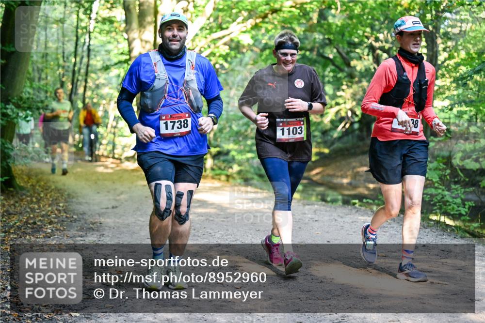 28.09.2025 - 33. Volkslauf durch das schöne Alstertal Dr. Thomas Lammeyer http://msf.ph/oto/8952960 28.09.2025 10:24:18 Laufen 1738, 1103, 38 meine-sportfotos.de