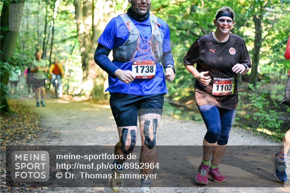28.09.2025 - 33. Volkslauf durch das schöne Alstertal Dr. Thomas Lammeyer http://msf.ph/oto/8952964 28.09.2025 10:24:19 Laufen 1738, 1103 meine-sportfotos.de