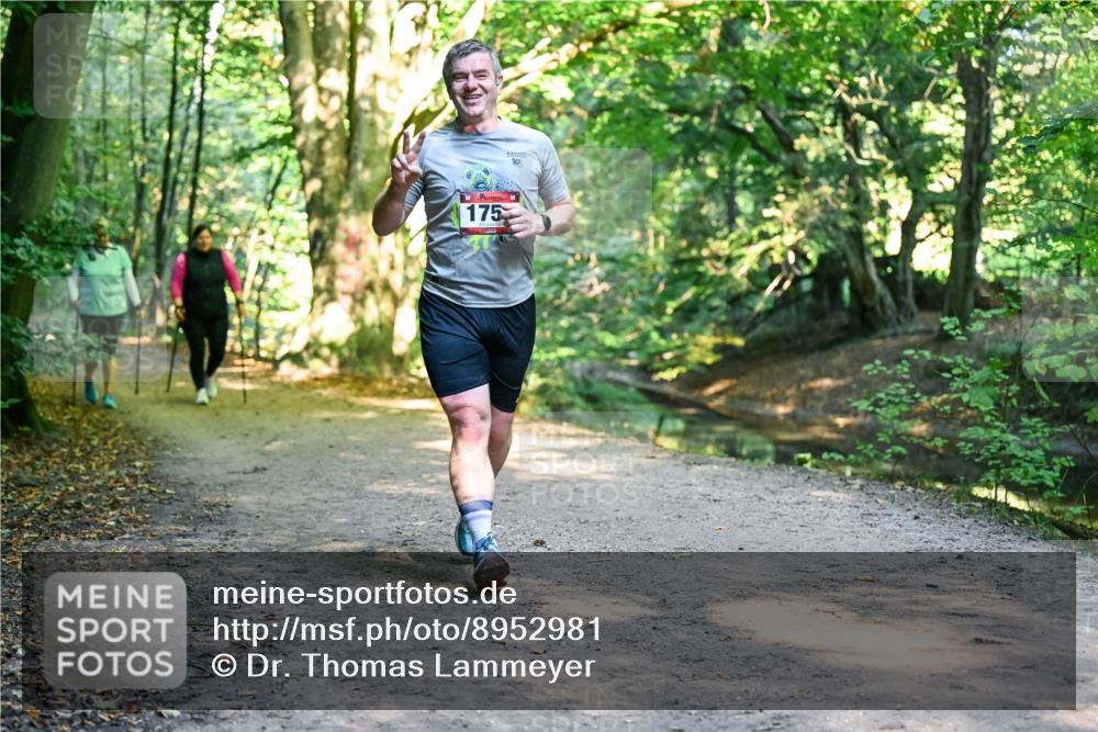 28.09.2025 - 33. Volkslauf durch das schöne Alstertal Dr. Thomas Lammeyer http://msf.ph/oto/8952981 28.09.2025 10:24:23 Laufen 175, 19 meine-sportfotos.de