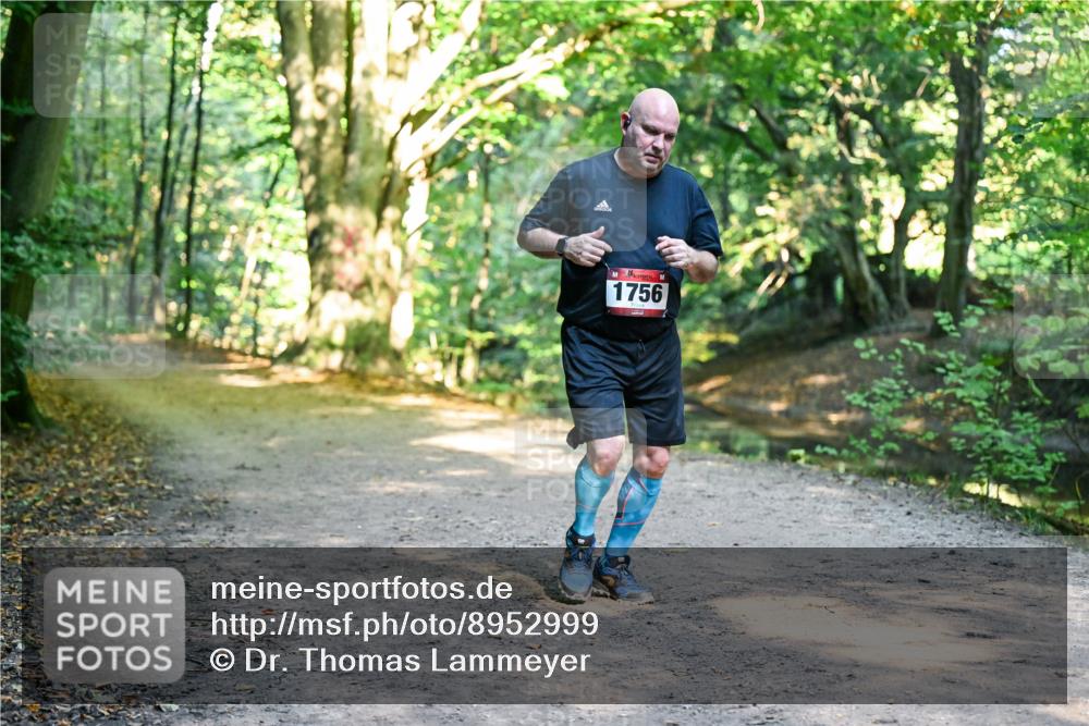 28.09.2025 - 33. Volkslauf durch das schöne Alstertal Dr. Thomas Lammeyer http://msf.ph/oto/8952999 28.09.2025 10:24:37 Laufen 1756 meine-sportfotos.de