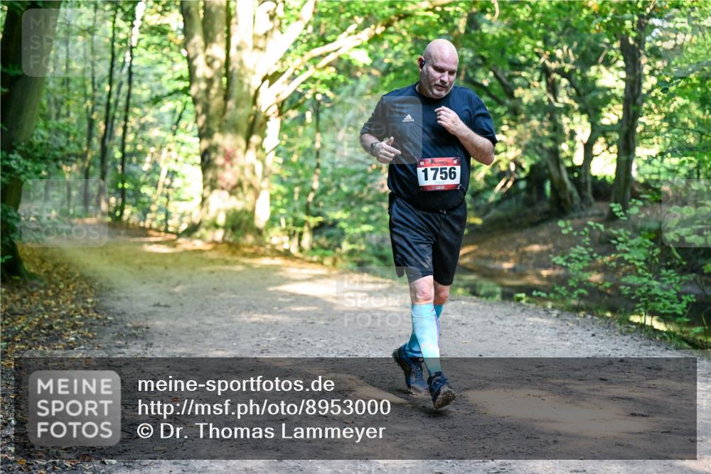 28.09.2025 - 33. Volkslauf durch das schöne Alstertal Dr. Thomas Lammeyer http://msf.ph/oto/8953000 28.09.2025 10:24:37 Laufen 1756 meine-sportfotos.de