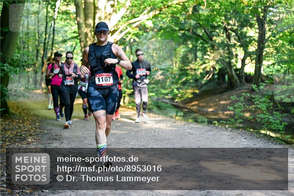 28.09.2025 - 33. Volkslauf durch das schöne Alstertal Dr. Thomas Lammeyer http://msf.ph/oto/8953016 28.09.2025 10:25:15 Laufen 1104, 1107, 1754 meine-sportfotos.de
