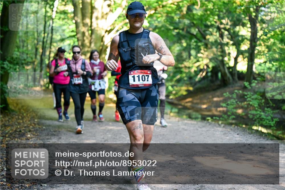 28.09.2025 - 33. Volkslauf durch das schöne Alstertal Dr. Thomas Lammeyer http://msf.ph/oto/8953022 28.09.2025 10:25:16 Laufen 104, 1107 meine-sportfotos.de