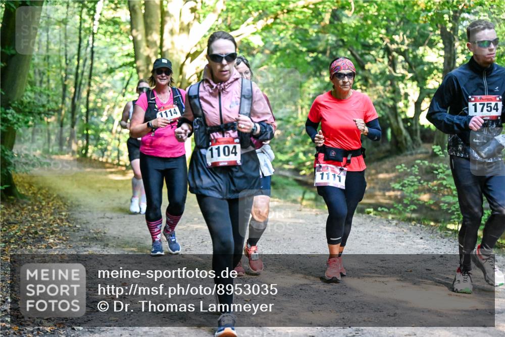28.09.2025 - 33. Volkslauf durch das schöne Alstertal Dr. Thomas Lammeyer http://msf.ph/oto/8953035 28.09.2025 10:25:18 Laufen 1114, 1104, 1111, 1754 meine-sportfotos.de