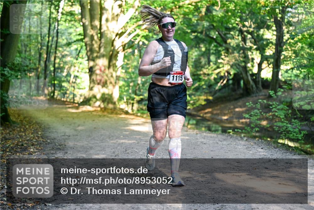 28.09.2025 - 33. Volkslauf durch das schöne Alstertal Dr. Thomas Lammeyer http://msf.ph/oto/8953052 28.09.2025 10:25:21 Laufen 1115 meine-sportfotos.de