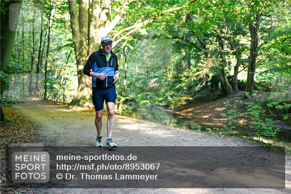 28.09.2025 - 33. Volkslauf durch das schöne Alstertal Dr. Thomas Lammeyer http://msf.ph/oto/8953067 28.09.2025 10:26:12 Laufen  meine-sportfotos.de
