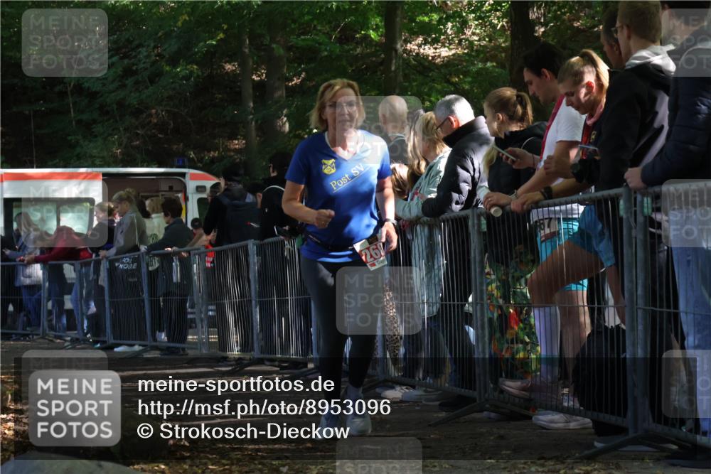 28.09.2025 - 33. Volkslauf durch das schöne Alstertal Strokosch-Dieckow http://msf.ph/oto/8953096 28.09.2025 12:28:41 Ziel 2602 meine-sportfotos.de