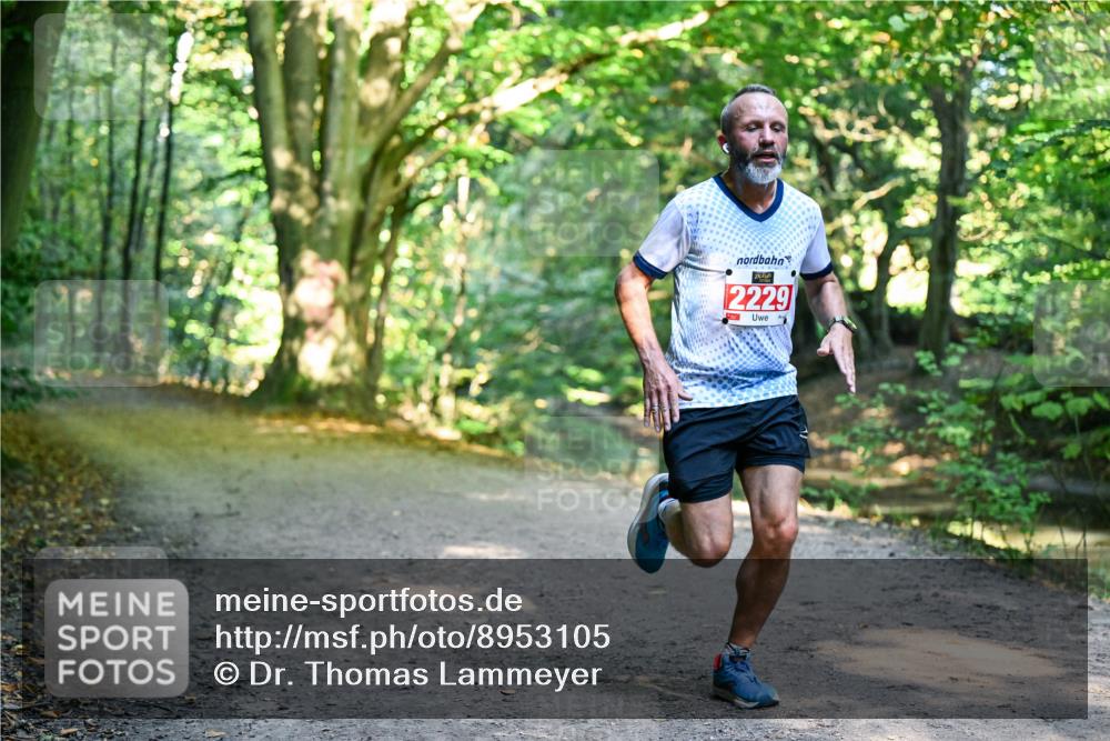 28.09.2025 - 33. Volkslauf durch das schöne Alstertal Dr. Thomas Lammeyer http://msf.ph/oto/8953105 28.09.2025 10:33:36 Laufen 2229 meine-sportfotos.de