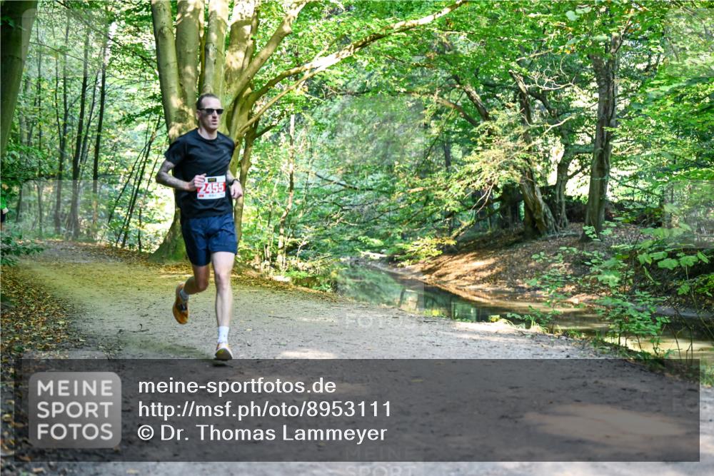 28.09.2025 - 33. Volkslauf durch das schöne Alstertal Dr. Thomas Lammeyer http://msf.ph/oto/8953111 28.09.2025 10:33:50 Laufen 2455 meine-sportfotos.de
