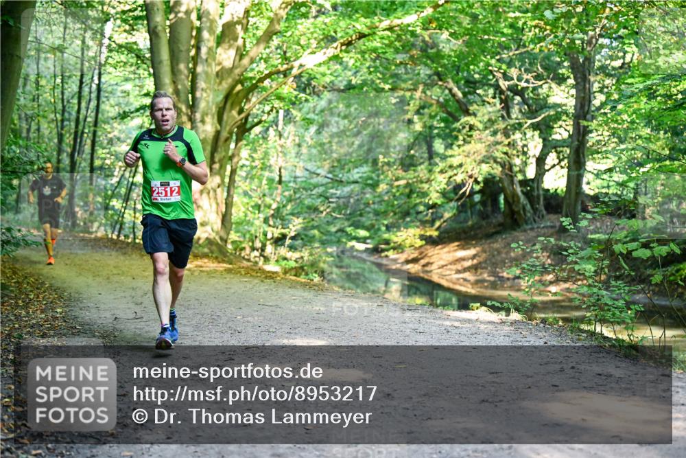 28.09.2025 - 33. Volkslauf durch das schöne Alstertal Dr. Thomas Lammeyer http://msf.ph/oto/8953217 28.09.2025 10:34:22 Laufen 2512 meine-sportfotos.de