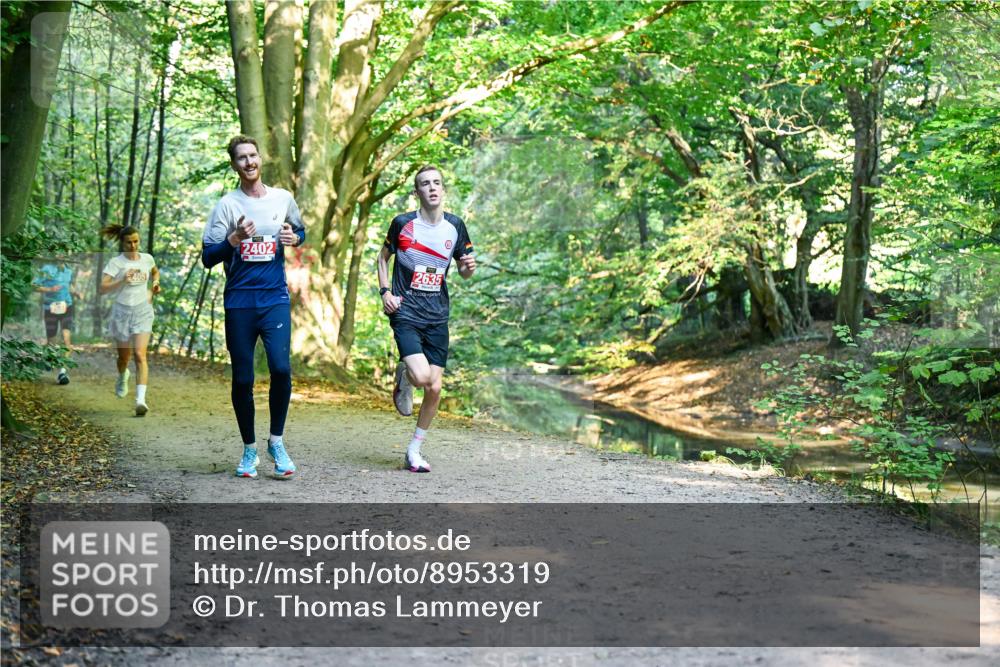 28.09.2025 - 33. Volkslauf durch das schöne Alstertal Dr. Thomas Lammeyer http://msf.ph/oto/8953319 28.09.2025 10:34:56 Laufen 2405, 2402, 2635 meine-sportfotos.de