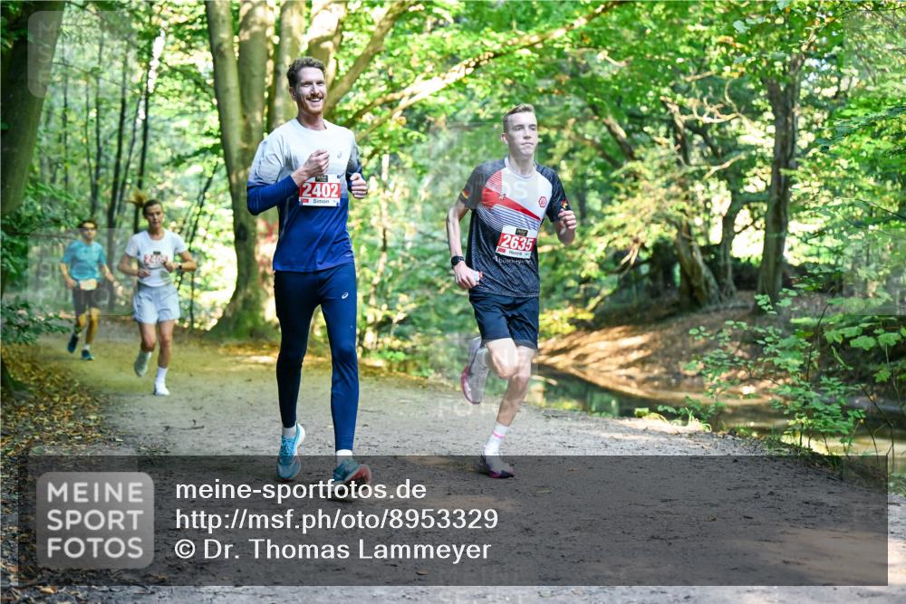 28.09.2025 - 33. Volkslauf durch das schöne Alstertal Dr. Thomas Lammeyer http://msf.ph/oto/8953329 28.09.2025 10:34:56 Laufen 2402, 2635 meine-sportfotos.de