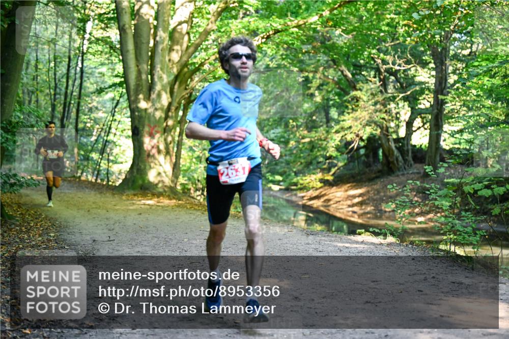 28.09.2025 - 33. Volkslauf durch das schöne Alstertal Dr. Thomas Lammeyer http://msf.ph/oto/8953356 28.09.2025 10:35:01 Laufen 2637 meine-sportfotos.de