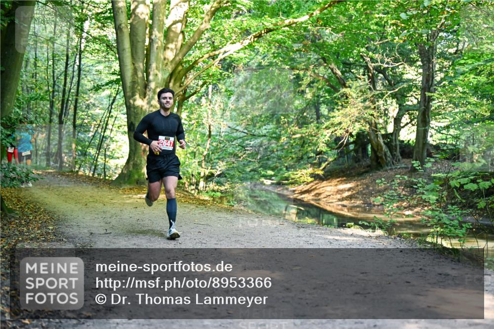 28.09.2025 - 33. Volkslauf durch das schöne Alstertal Dr. Thomas Lammeyer http://msf.ph/oto/8953366 28.09.2025 10:35:03 Laufen  meine-sportfotos.de
