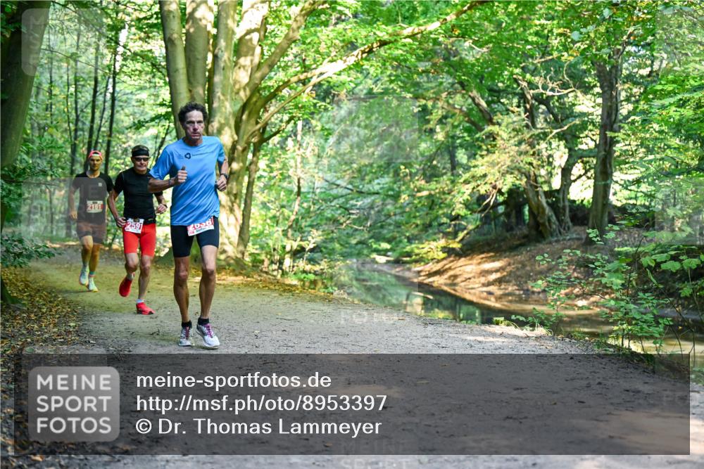 28.09.2025 - 33. Volkslauf durch das schöne Alstertal Dr. Thomas Lammeyer http://msf.ph/oto/8953397 28.09.2025 10:35:07 Laufen 2161, 2591 meine-sportfotos.de