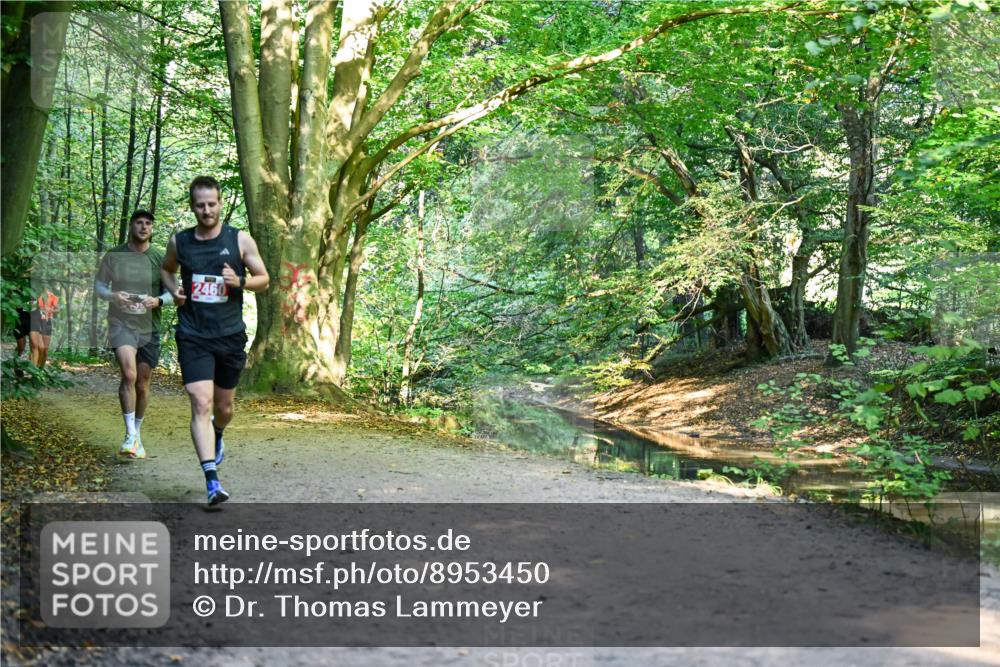 28.09.2025 - 33. Volkslauf durch das schöne Alstertal Dr. Thomas Lammeyer http://msf.ph/oto/8953450 28.09.2025 10:35:40 Laufen 2460 meine-sportfotos.de