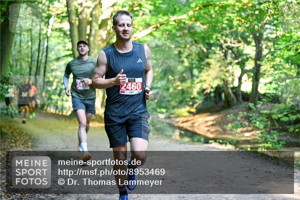 28.09.2025 - 33. Volkslauf durch das schöne Alstertal Dr. Thomas Lammeyer http://msf.ph/oto/8953469 28.09.2025 10:35:42 Laufen 2460 meine-sportfotos.de