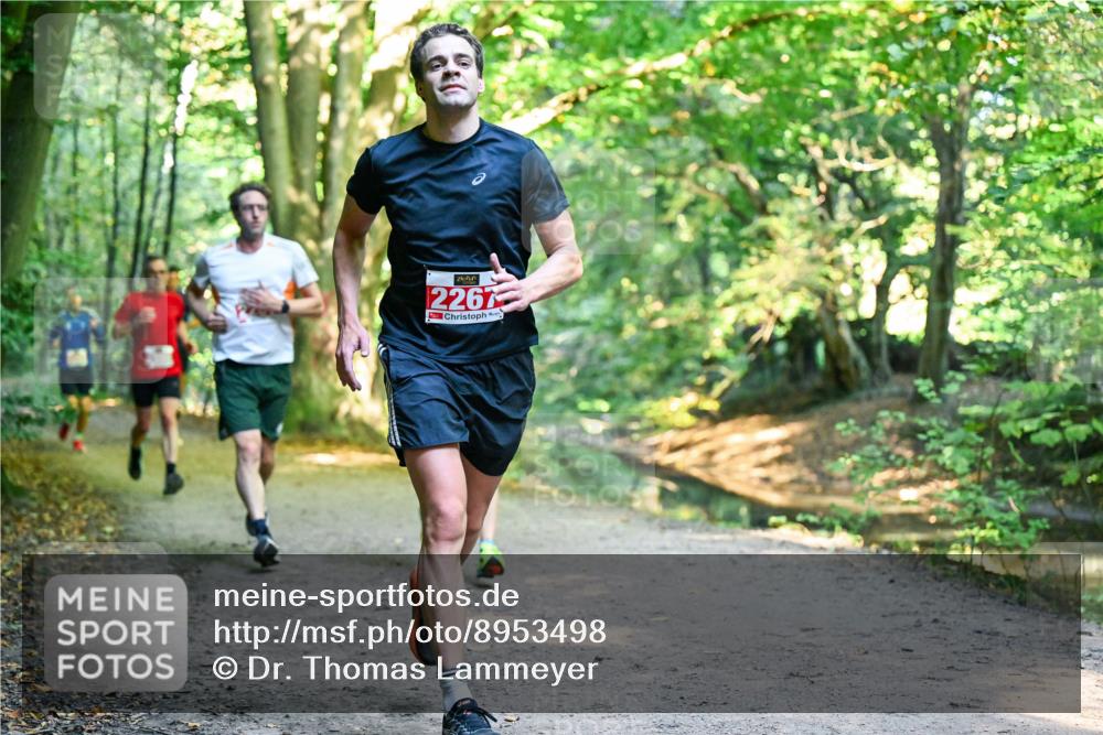 28.09.2025 - 33. Volkslauf durch das schöne Alstertal Dr. Thomas Lammeyer http://msf.ph/oto/8953498 28.09.2025 10:35:46 Laufen 2267 meine-sportfotos.de