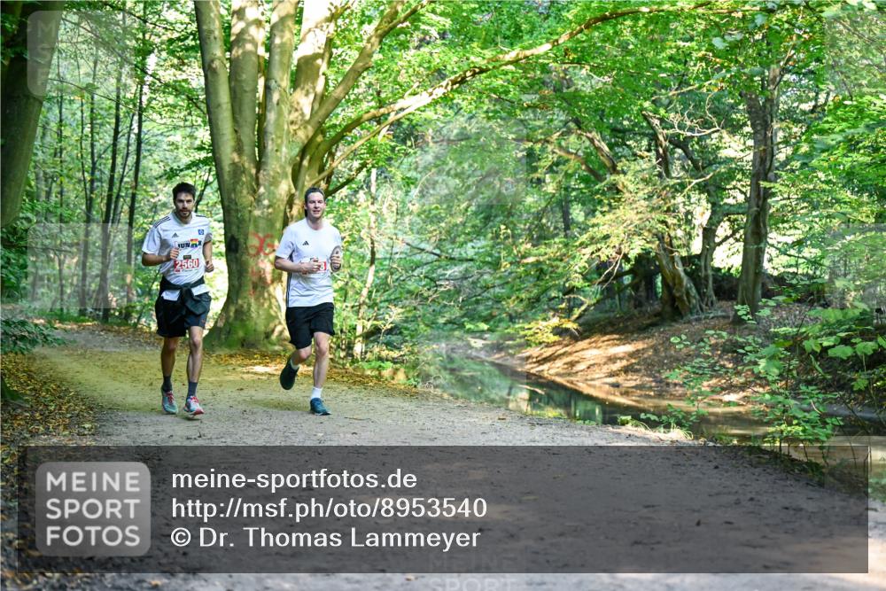 28.09.2025 - 33. Volkslauf durch das schöne Alstertal Dr. Thomas Lammeyer http://msf.ph/oto/8953540 28.09.2025 10:35:57 Laufen 2560, 0 meine-sportfotos.de